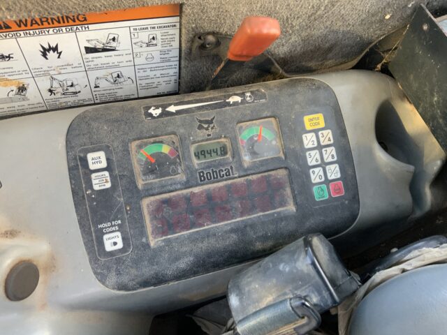 Bobcat 341 Digger (ST24915)