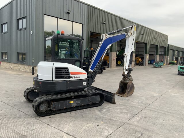 Bobcat E50 Digger (ST24686)