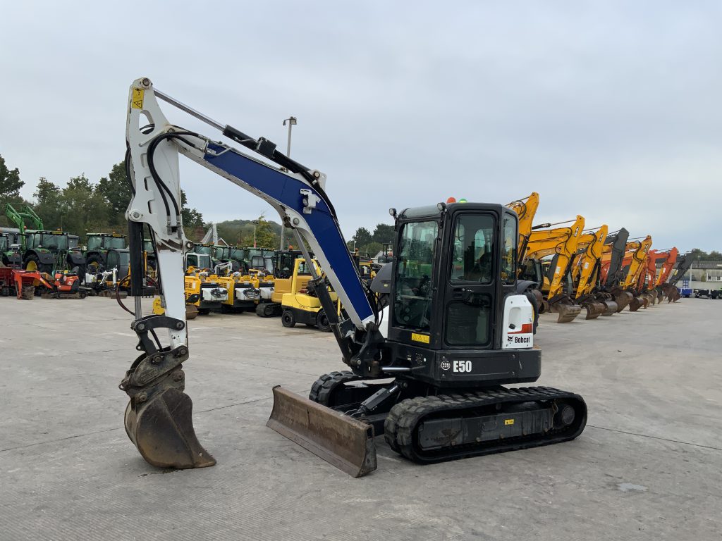 Bobcat E50 Digger (ST24686)