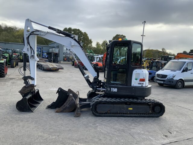 Bobcat E50 Digger (ST24799)