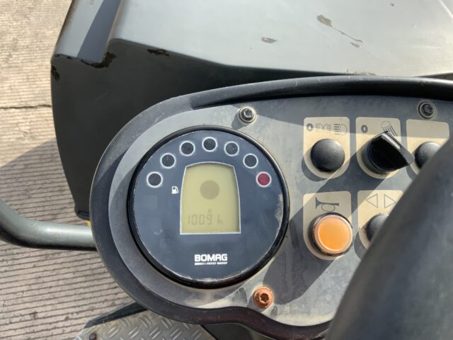 Bomag BW100AD-4 Roller (ST24748)