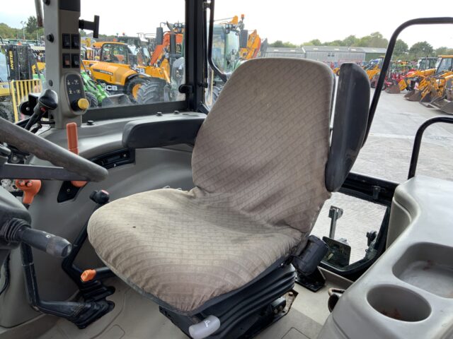 Case JXU 105 Tractor (ST23938)