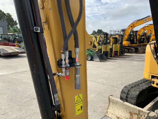 Caterpillar 305E2 CR Digger (ST24576)