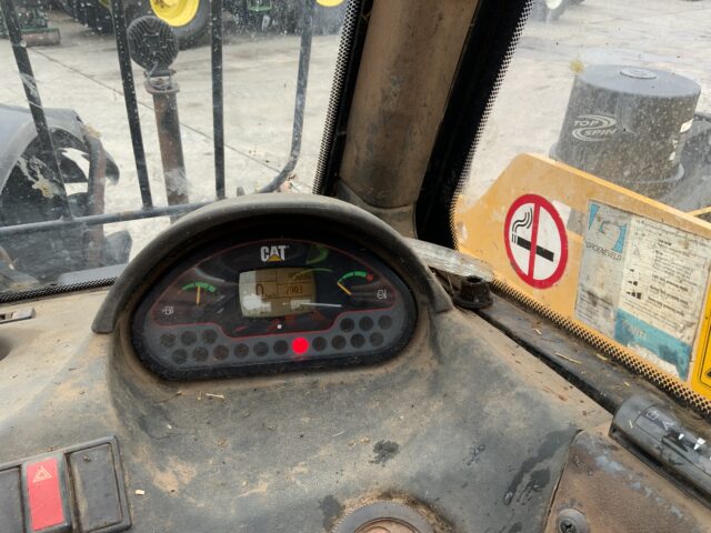 Caterpillar TH336 AG Telehandler (ST24245)