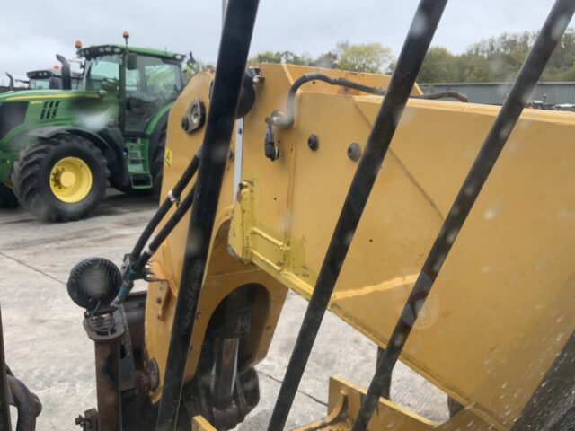 Caterpillar TH336 AG Telehandler (ST24245)
