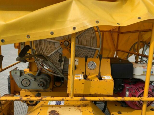 CBS 821 Cable/ Fibre Optic Pulling Winch (ST19882) CBS 821 Cable/ Fibre Optic Pulling Winch (ST19882)