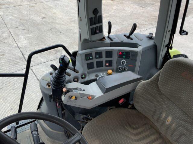 Claas Arion 530 Tractor (ST24310)