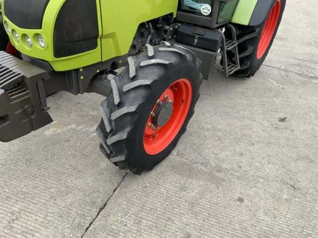 Claas Celtis 426RC Tractor (ST24608)