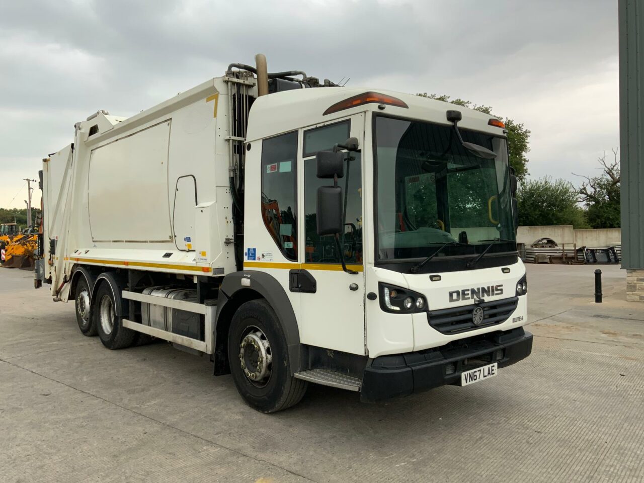 dennis-eagle-elite-6-bin-lorry-st22881-dennis-eagle-elite-6-bin-lorry-st22881-img-20250731-wa0078