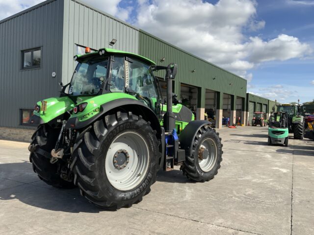 DeutzFahr 7250 TTV Agrotron Tractor (ST24394)