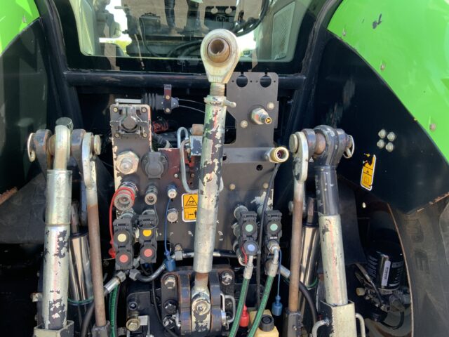 DeutzFahr 7250 TTV Agrotron Tractor (ST24394)