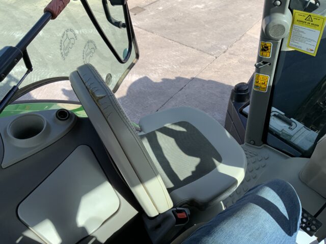 DeutzFahr 7250 TTV Agrotron Tractor (ST24394)