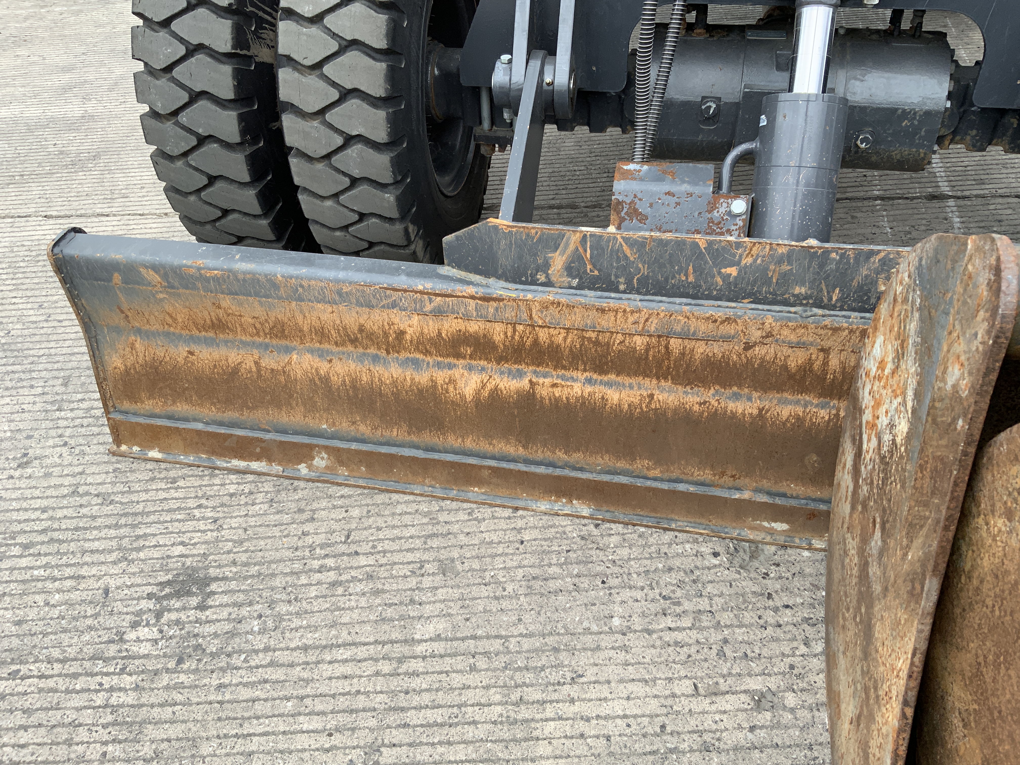 Doosan DX57 Wheeled Excavator (ST23100)