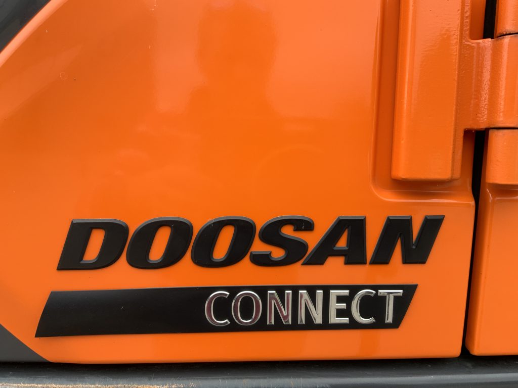 Doosan DX57 Wheeled Excavator (ST23100)
