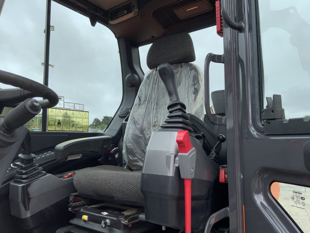 Doosan DX57 Wheeled Excavator (ST23100)