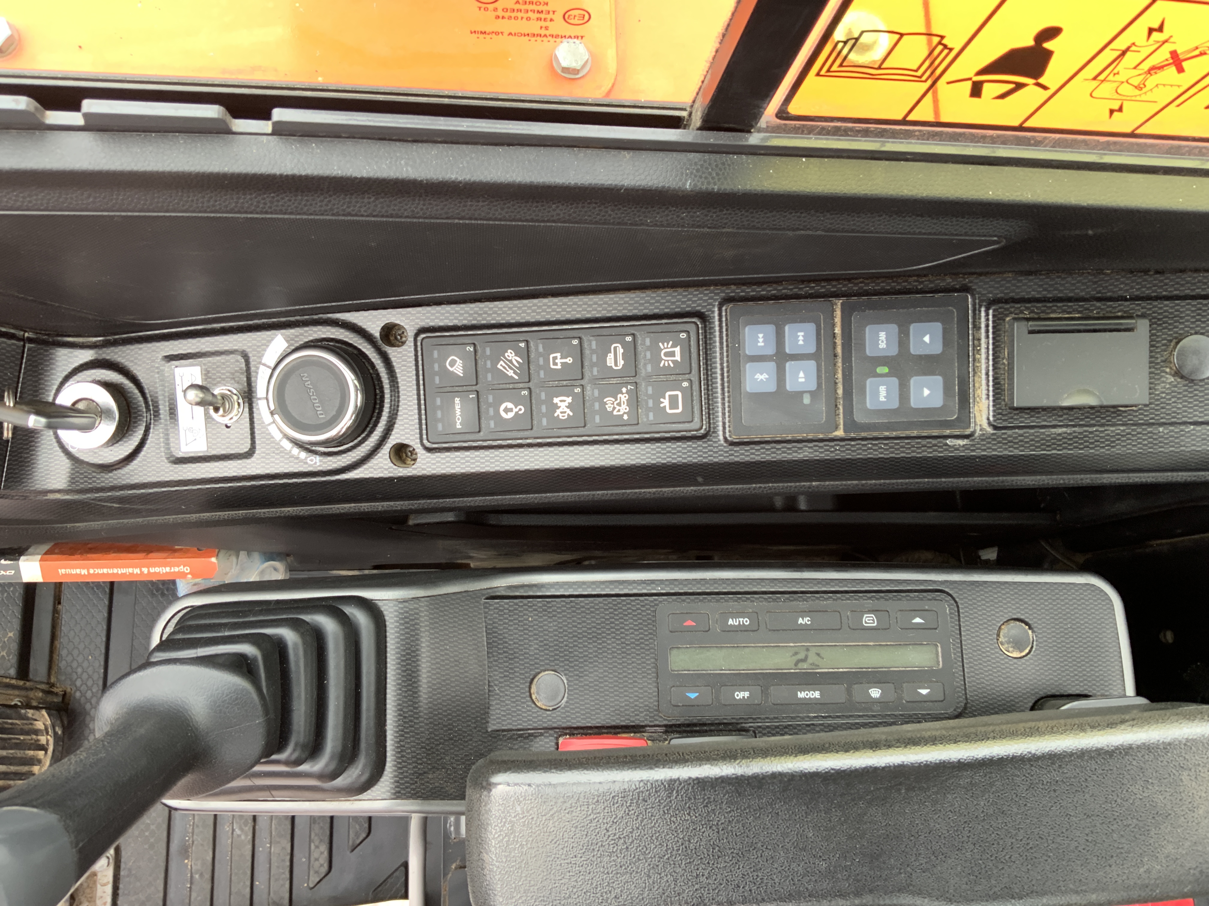 Doosan DX57 Wheeled Excavator (ST23100)