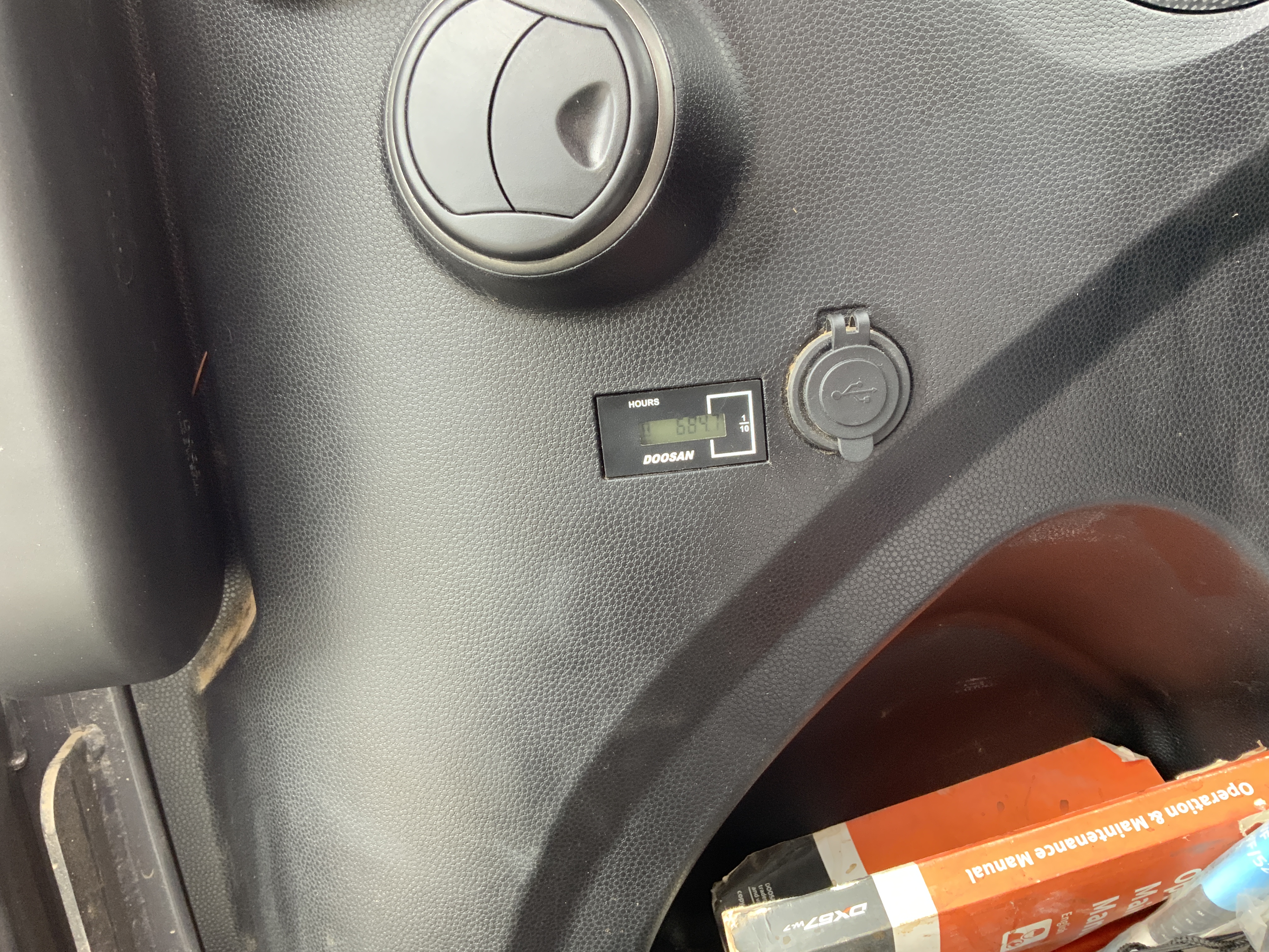 Doosan DX57 Wheeled Excavator (ST23100)