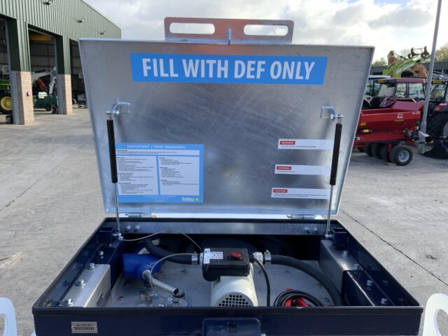 Dymac Twin Axle Diesel & Ad Blue Bowser (ST24800)