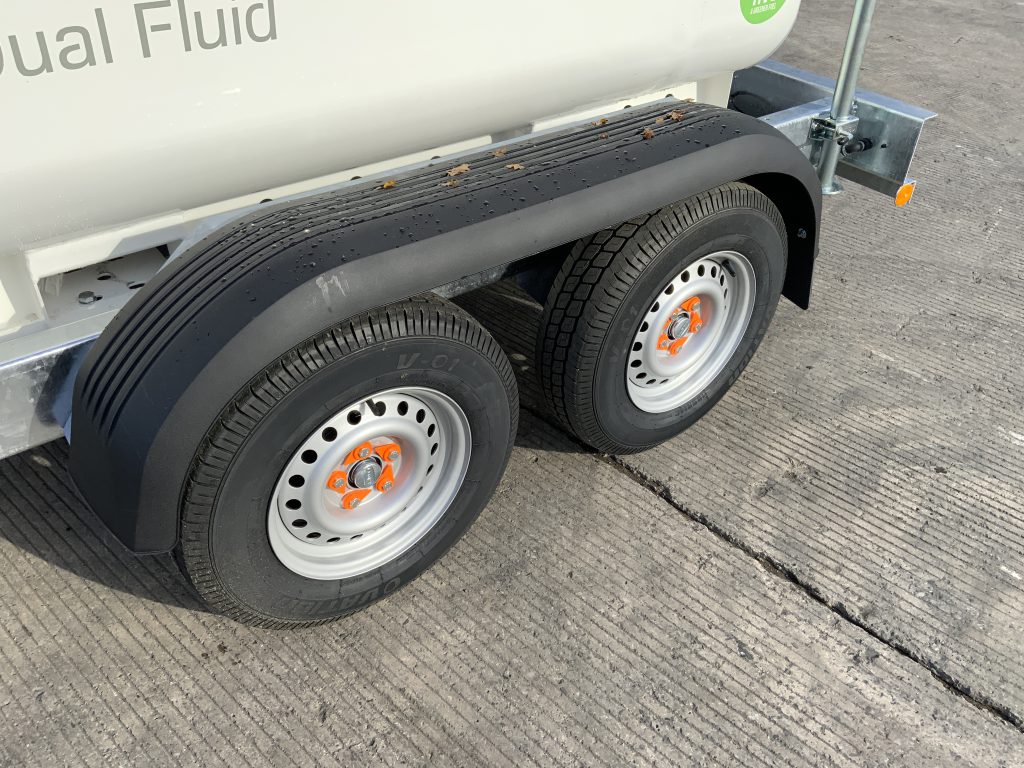 Dymac Twin Axle Diesel & Ad Blue Bowser (ST24800)