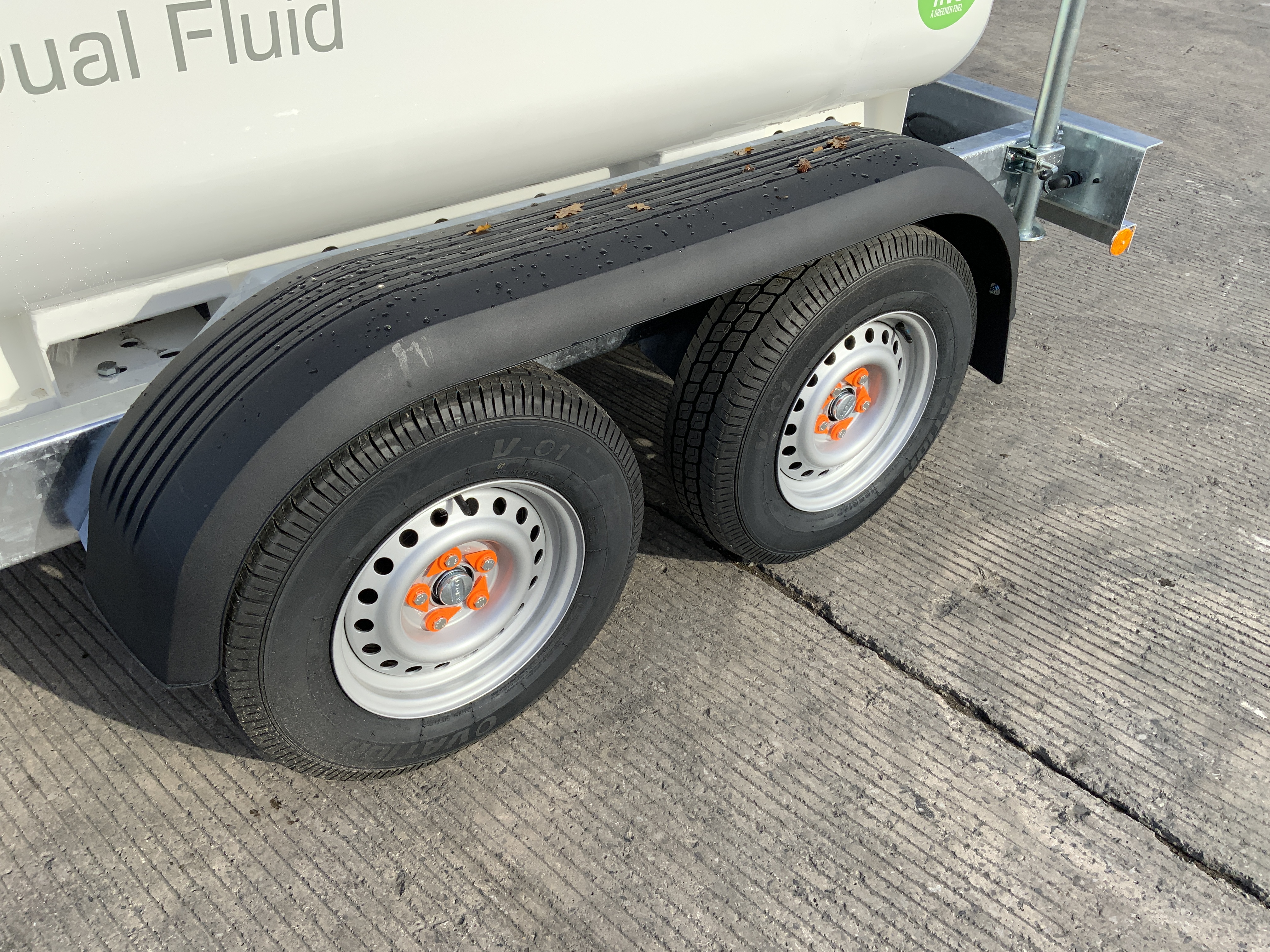 Dymac Twin Axle Diesel & Ad Blue Bowser (ST24800)