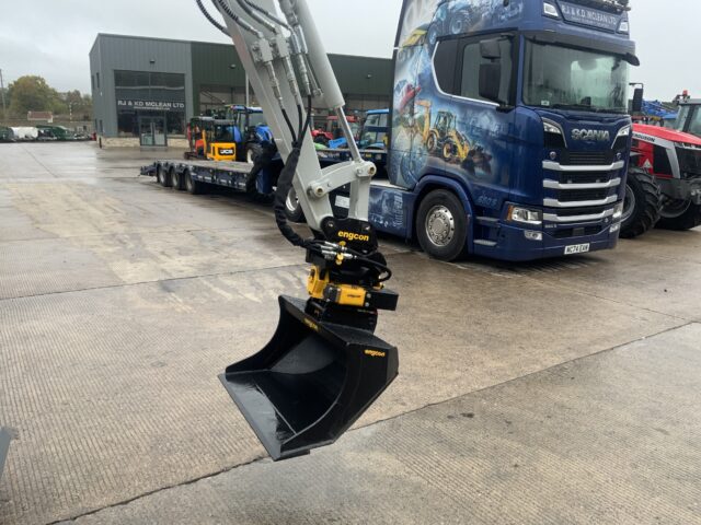 Engcon ECO2B-S30s/180 TiltRotator