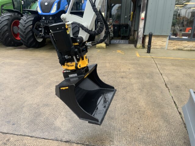 Engcon ECO2B-S30s/180 TiltRotator