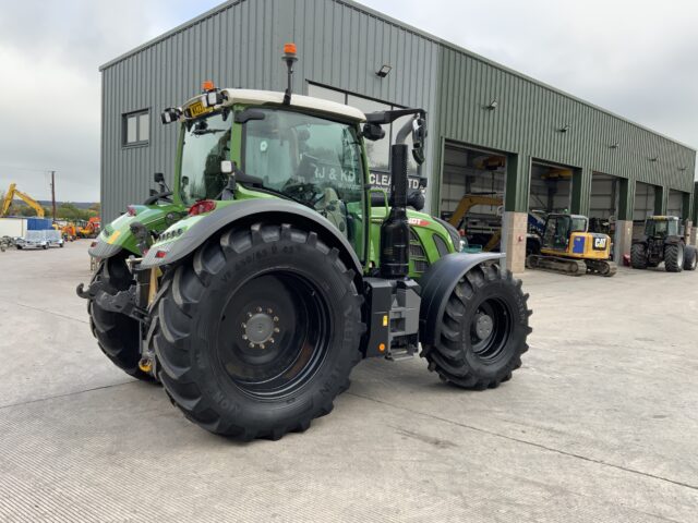 Fendt 722 Profi Plus Tractor (ST24772)