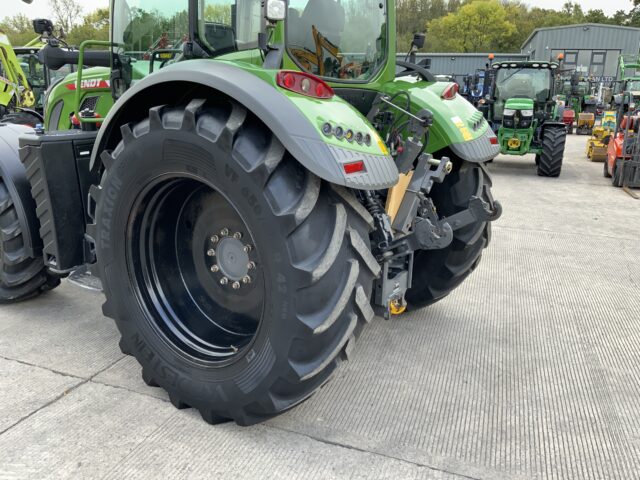Fendt 722 Profi Plus Tractor (ST24772)