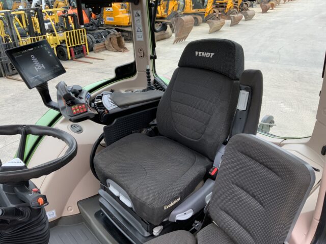 Fendt 722 Profi Plus Tractor (ST24772)