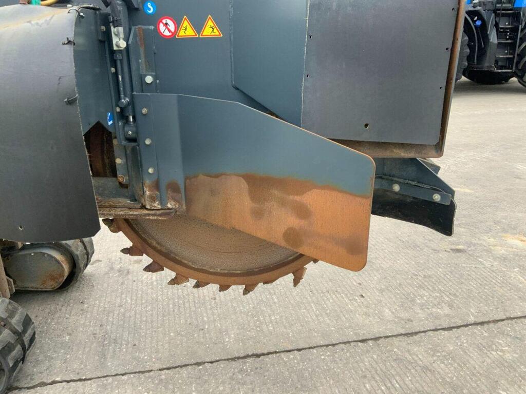 Garbin Fiber 450E Remote Control Tracked Excavator (ST22902)