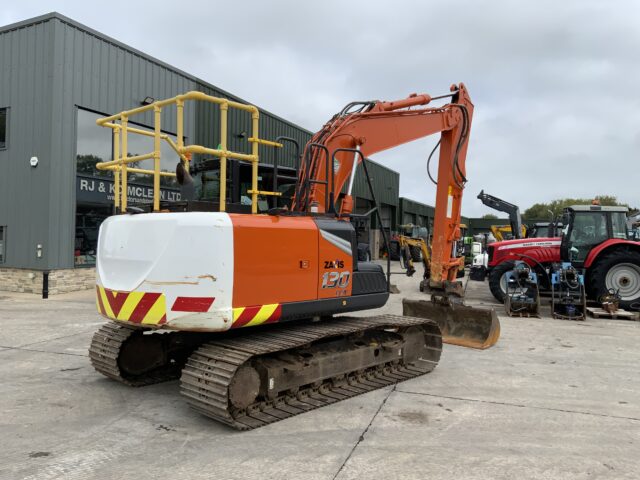 Hitachi Zaxis 130LCN-7 Digger (ST24443)