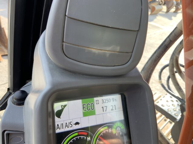 Hitachi ZAXIS 225 USLC-6 Eco (ST24051)