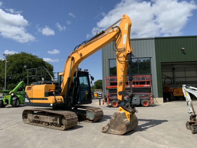 Hyundai HX140L Digger (ST23370)