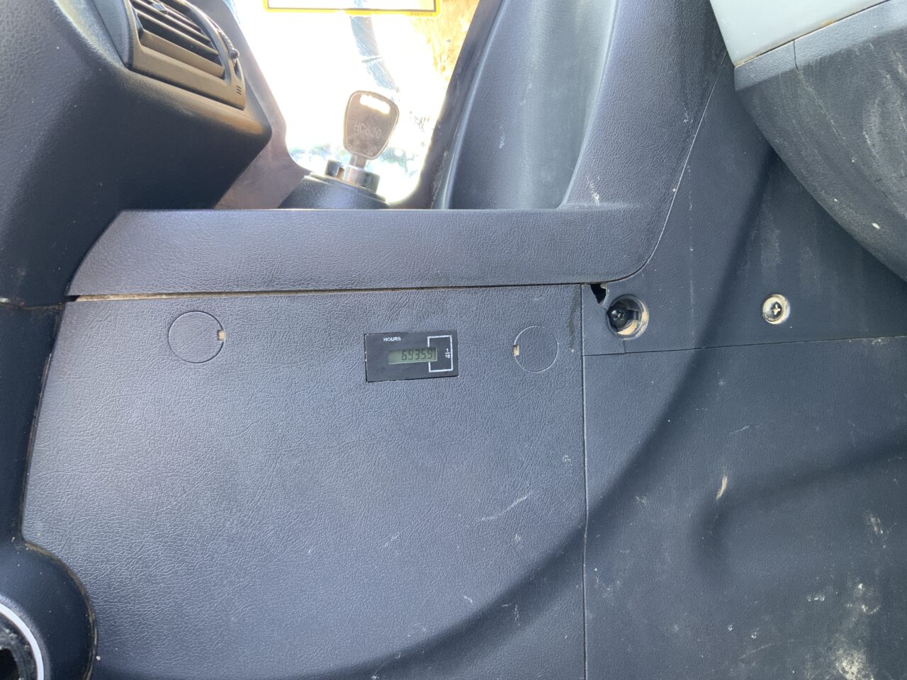 Hyundai HX140L Digger (ST23370)