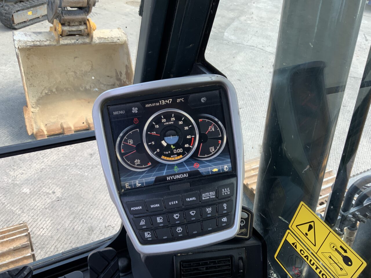 Hyundai HX140L Digger (ST23370)