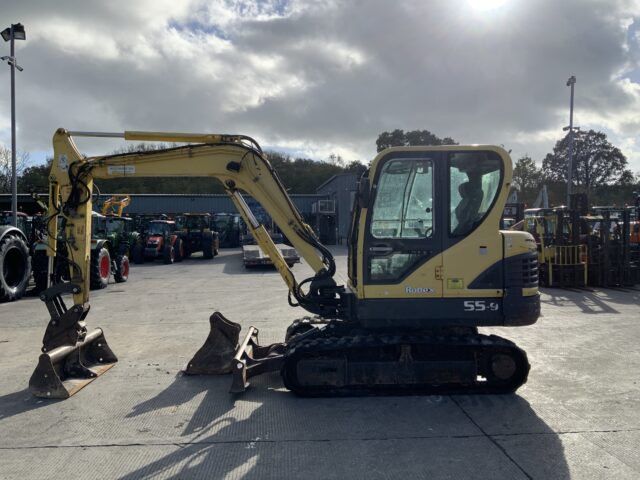 Hyundai Robex 55-9 Digger (ST24768)