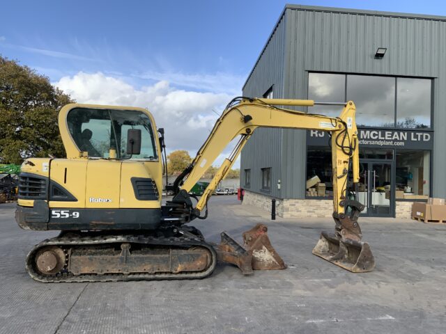 Hyundai Robex 55-9 Digger (ST24768)