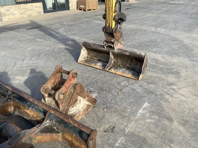 Hyundai Robex 55-9 Digger (ST24768)