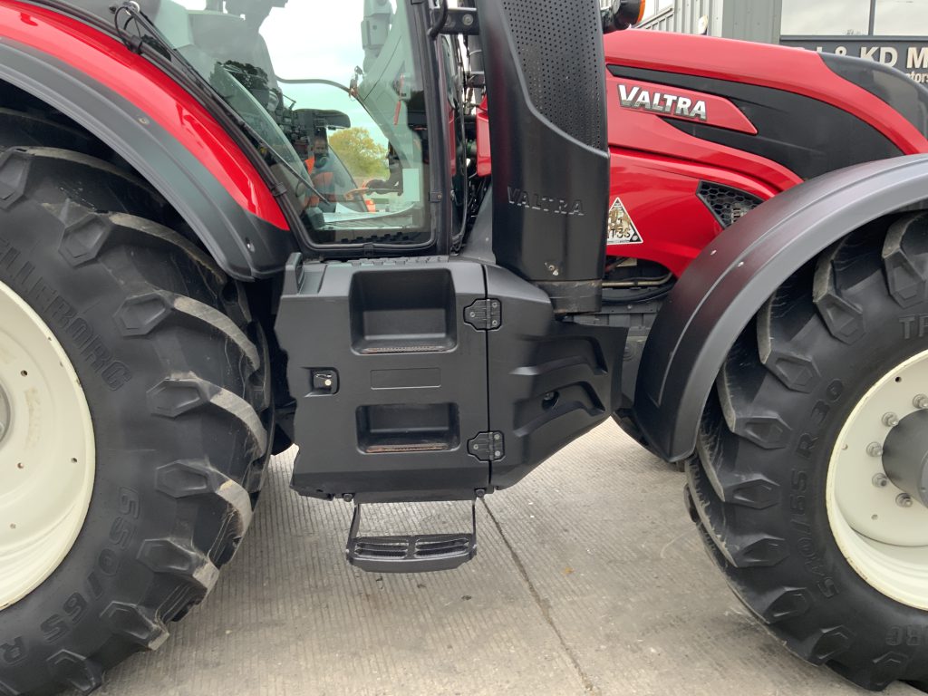 Valtra T254 Versu Tractor (ST24771)
