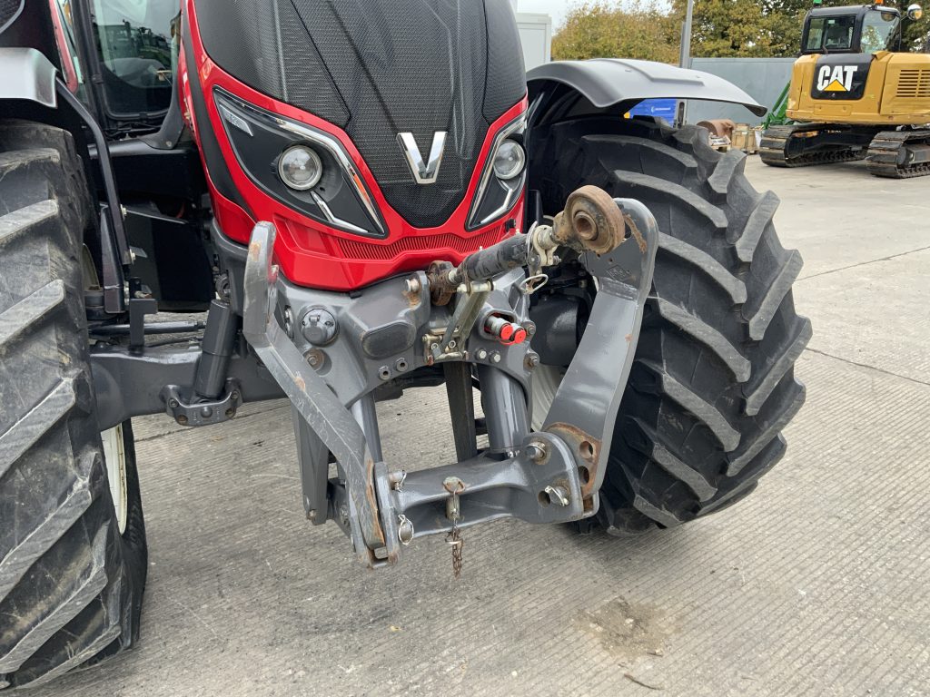 Valtra T254 Versu Tractor (ST24771)