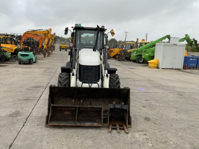 JCB 3CX Compact Wheeled Digger (ST24254)