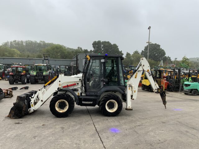 JCB 3CX Compact Wheeled Digger (ST24254)
