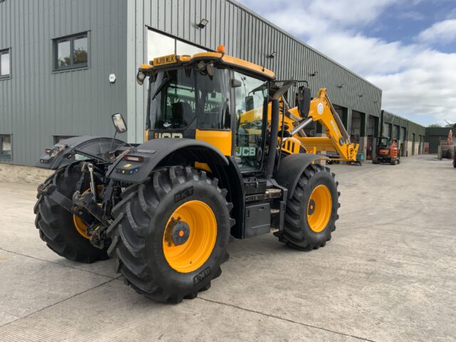 JCB 4220 Fastrac (ST24632)
