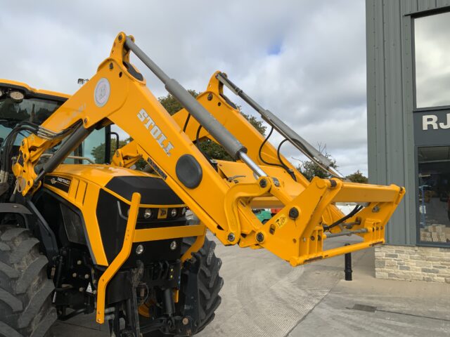 JCB 4220 Fastrac (ST24632)