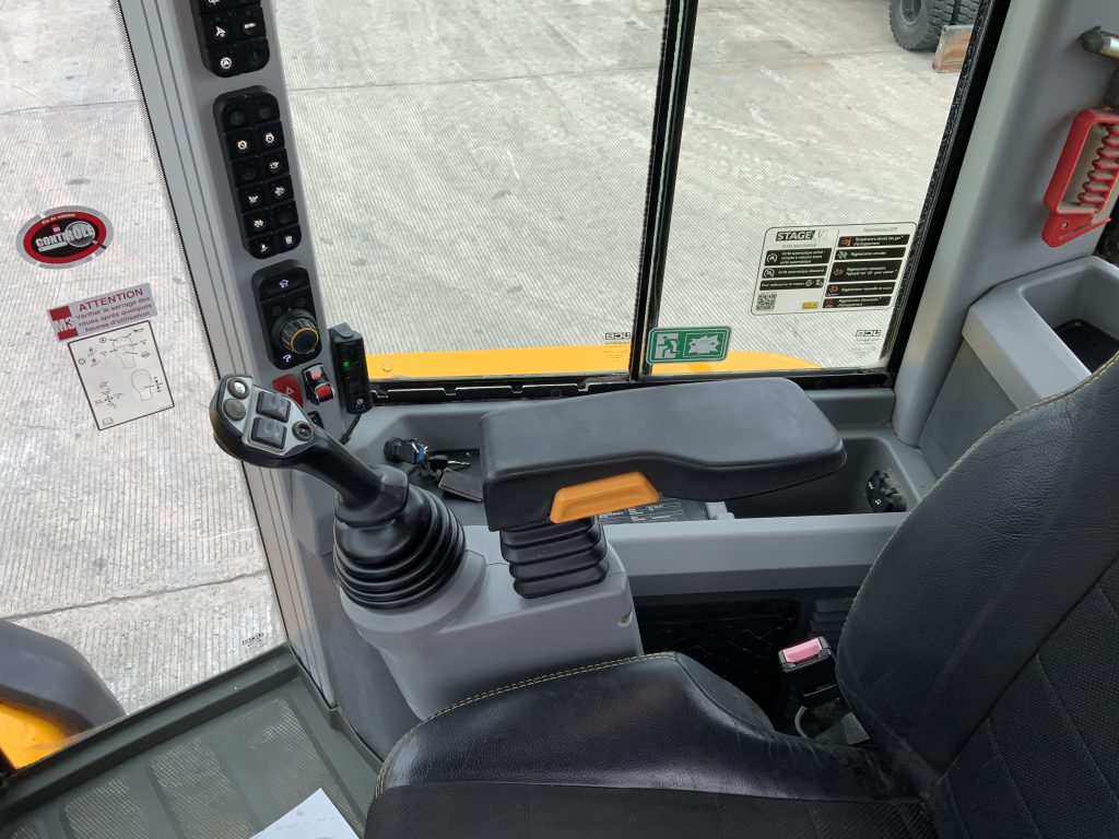 JCB 437 Wheeled Loading Shovel (ST23075)