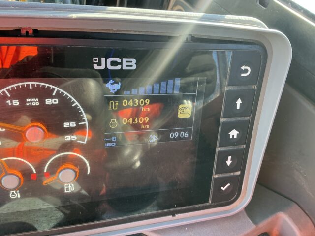 JCB 48Z-1 Digger (ST24549)