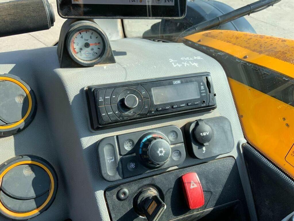 JCB 532-70 Agri Super Telehandler (ST22737)