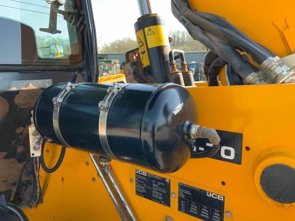 JCB 532-70 Agri Super Telehandler (ST22737)