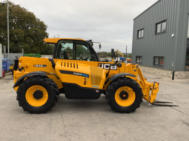 JCB 542-70 Agri Pro Dual Tech VT Telehandler (ST23946)