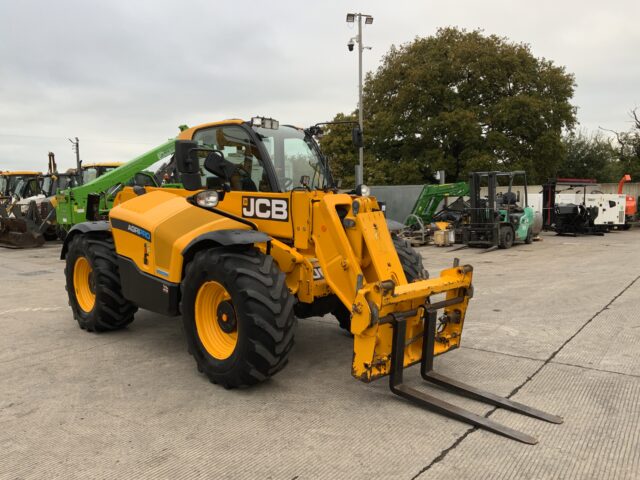 JCB 542-70 Agri Pro Dual Tech VT Telehandler (ST23946)